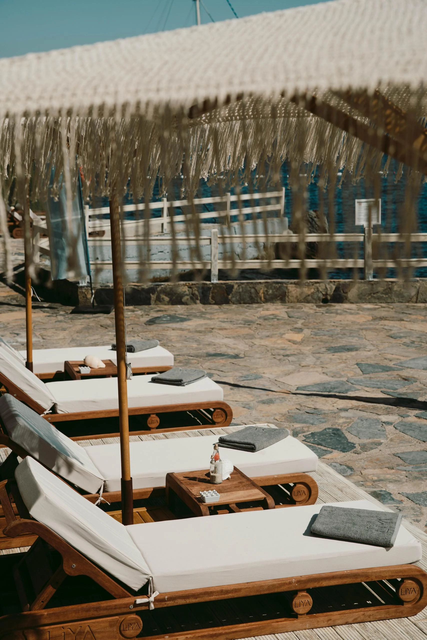 Sedef Beach Şezlonglar